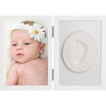 Tiny Memories Sada na otisk miminka -dvojitý rámeček s modelínou pro otisk ručičky nebo nožičky, bílý – Sleviste.cz