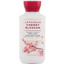 Bath & Body Works tělové mléko Japanese Cherry Blossom 236 ml