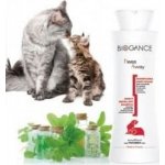 Biogance šampon Fleas away cat antiparazitní 250 ml – Hledejceny.cz