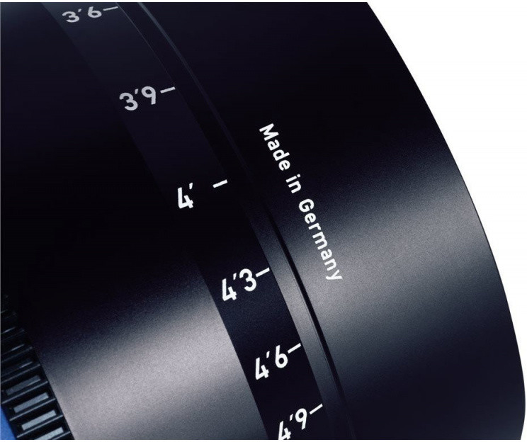 ZEISS Compact Prime CP.3 28mm T2.1 Distagon T* EF