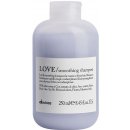 Šampon Davines Essential Haircare LOVE SMOOTH šampon na nepoddajné a krepaté vlasy 250 ml