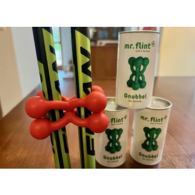 Mr. Flint univerzální držák holí a berlí Gnubbel 4-4 červená – Zboží Dáma
