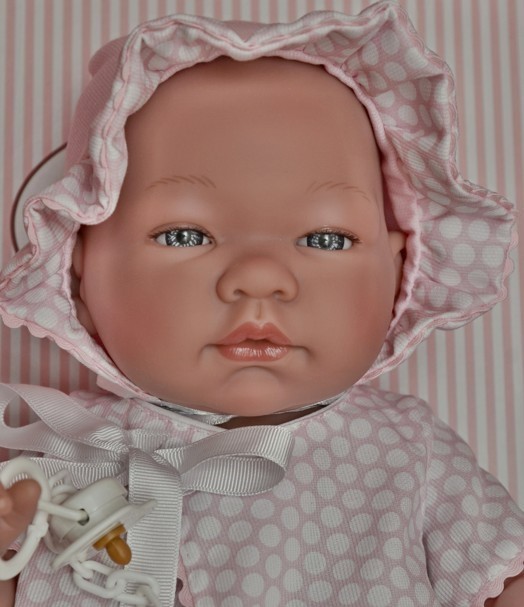 ASIVIL Realistické miminko MARÍA v puntíkatých šatech
