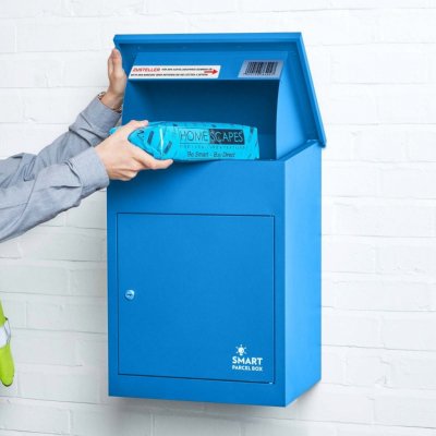Homescapes SMART PARCEL BOX Střední poštovní schránka na balíky, vyjímatelná zepředu, modrá – HobbyKompas.cz