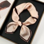 hedvábný šátek béžovo-hnědý v dárkovém balení – Hledejceny.cz