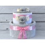 dortNEdort Dvoupatrový plenkový dort zdobený dvěma koalami Miminko se narodilo a jsou mu 3 měsíce Barva dortuNEdortu nebo vzor deky: růžový mašle pro holčičku – Zboží Dáma