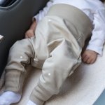 Rostoucí tepláky puntíkaté béžové – Zboží Dáma