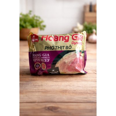 Vifon Hoang Gia Polévka pho s hovězím masem 120 g – Zboží Dáma