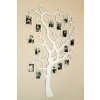 Klasický fotorámeček MAJADESIGN Fotorámeček - Dřevěný strom s rámečky na zavěšení barevně lakovaný Formát fotografie: 10 x 15 cm bez prodlužovacího dílu ( bez kořenů)