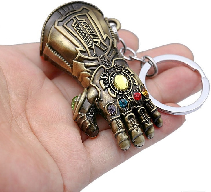 Přívěsek na klíče Thanosova rukavice z Infinity War Marvel od 199 Kč -  Heureka.cz