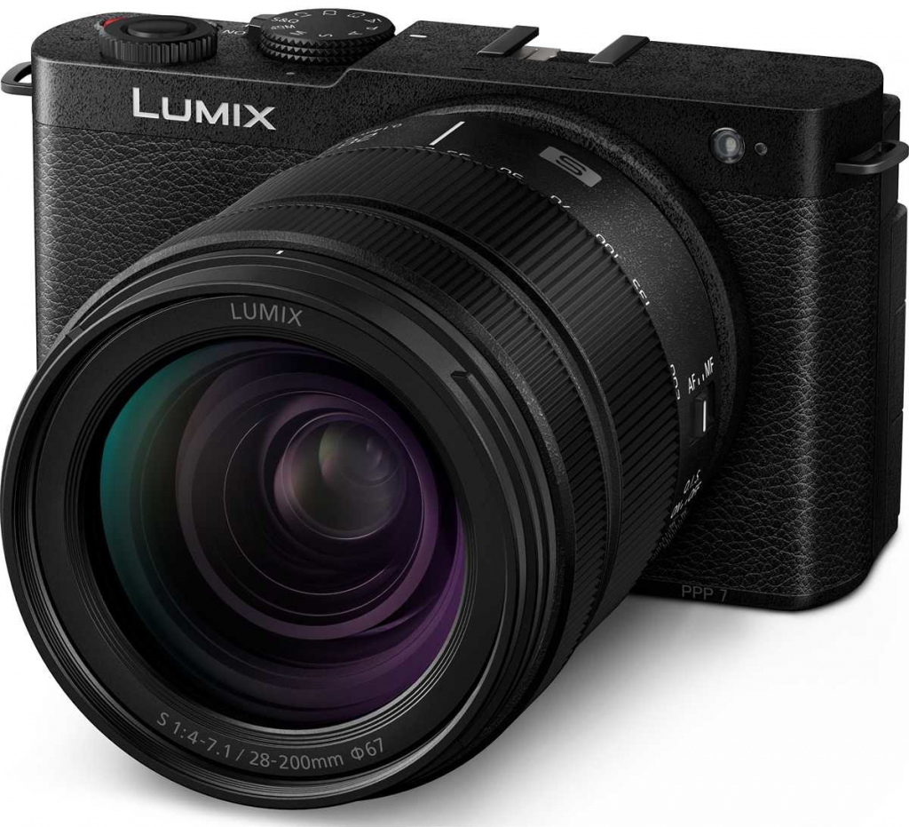 Panasonic Lumix DC-S9