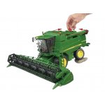 Bruder 2132 Kombajn John Deere T670i – Sleviste.cz