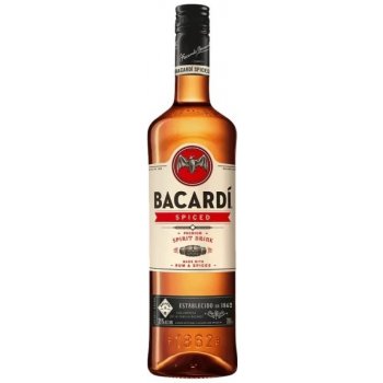 Bacardi Spiced 35% 1 l (holá láhev)