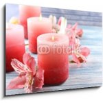 Skleněný obraz 1D - 100 x 70 cm - Beautiful candles with flowers on wooden background Krásné svíčky s květinami na dřevěné pozadí – Zboží Mobilmania