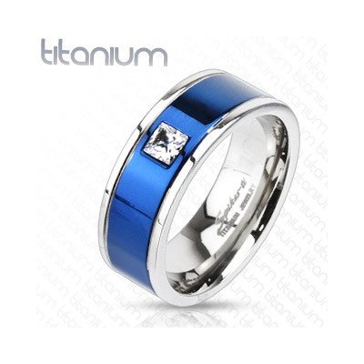 Šperky eshop Titanový prsten s modrým pruhem a čtvercovým zirkonem K17.4 – Zboží Mobilmania