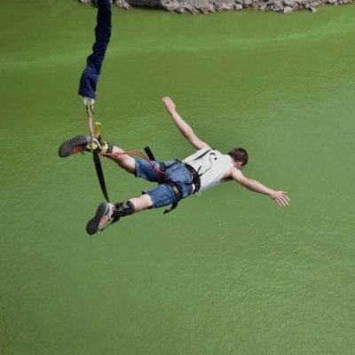 Bungee jumping z nejvyššího mostu ČR – Zbozi.Blesk.cz