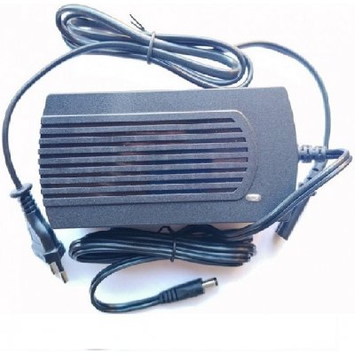 X-scooters 48V XS04 48V nabíječka – Sleviste.cz