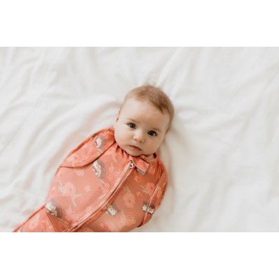 Sleepee Zavinovačka Second Step Swaddle s čepičkou Vintage Animals Amaranth – Zboží Mobilmania
