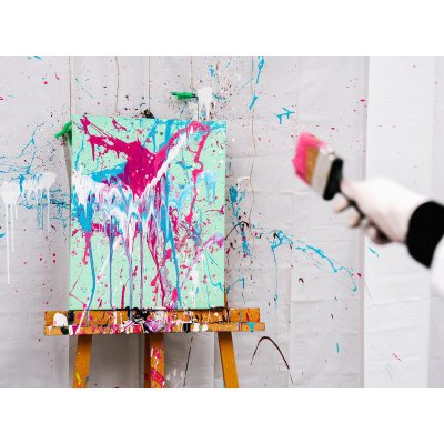 ArtMoment | Kurz experimentální malby – Zboží Dáma