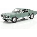 Maisto 1967 Ford Mustang Fastbackmetal zelená 1:18