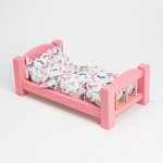 New Classic Toys Růžová dřevěná kolébka pro panenky – Zboží Mobilmania