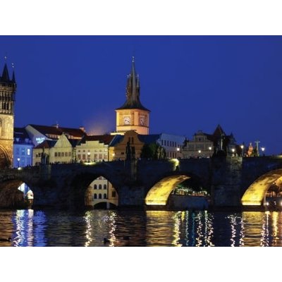 Noční let nad městem – Hledejceny.cz