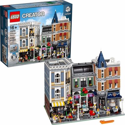LEGO® Creator Expert 10255 Shromáždění na náměstí