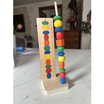 Montessori Toys for life - Navlékání korálků podle předloh – Zbozi.Blesk.cz