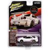 Sběratelský model Johnny Lightning Nissan Skyline GT-R BNR34 2000 bílý 1:64