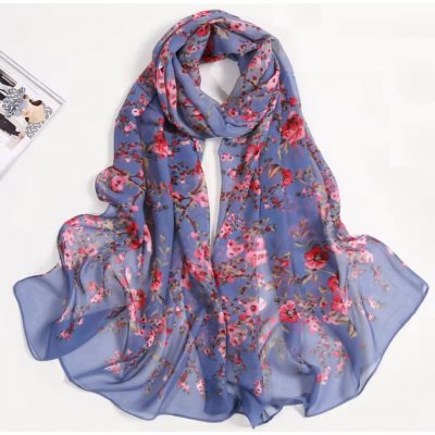 dámský hedvábný šátek s kvetoucími větvičkami – Zboží Dáma