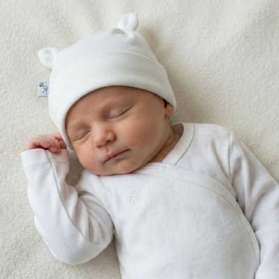 Baby Service Kojenecká nasazovací bavlněná čepice s oušky Bílá Babyservice – Hledejceny.cz