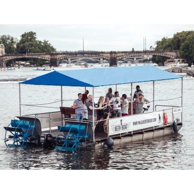 Beerboat: Pivní projížďka šlapadlem na Vltavě – Hledejceny.cz