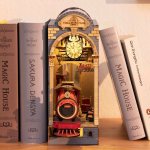 RoboTime Zarážka na knihy miniatura domečku Kouzelné nádraží – Zboží Dáma