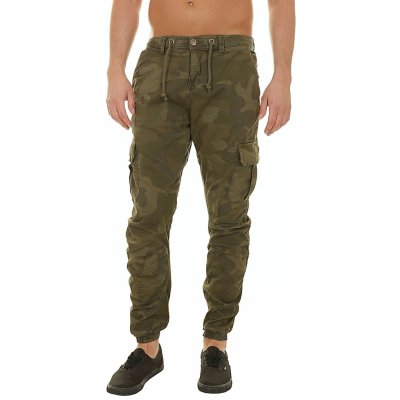 Urban Classics camo Cargo Jogging pants camo zelené