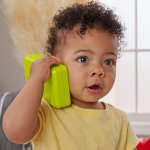 Fisher-Price Pejskův chytrý telefon CZ/SK/EN/HU/PL HNL43 – Zbozi.Blesk.cz