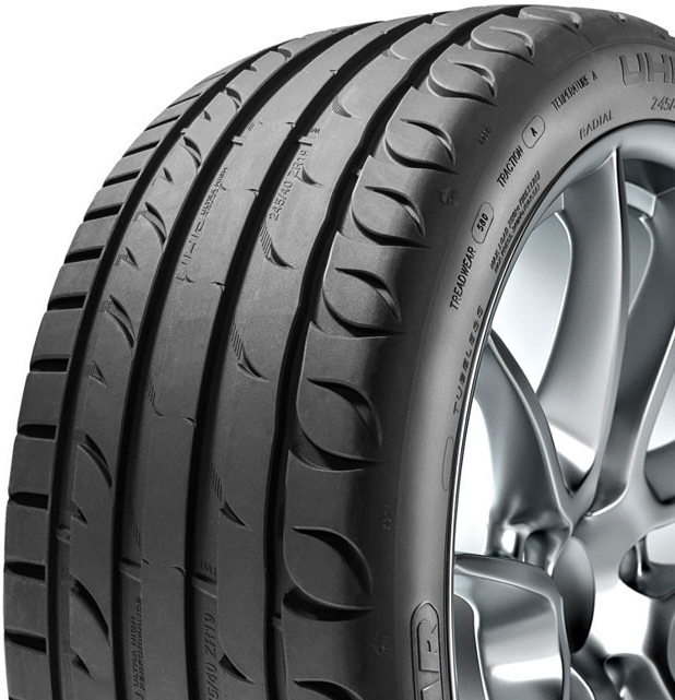 Tigar UHP 215/60 R17 96H