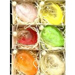 Skleněné velikonoční ozdoby „Pírkové veselí“ 8 cm vícebarevná sada 6ks Velikost: 8 cm Balení: 6ks Barva: čirá – Zboží Mobilmania