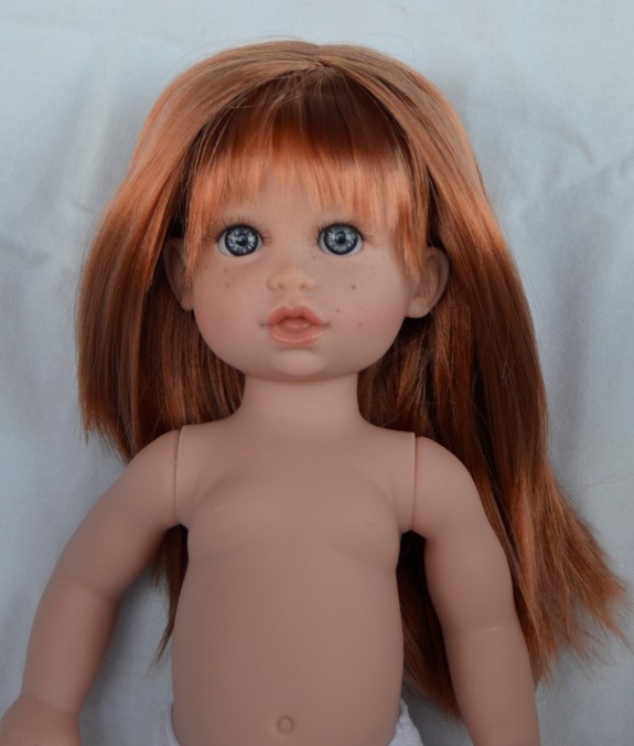 Marina & Pau holčička Sue bez oblečení zrzavé vlasy Petit Soleil 30 cm