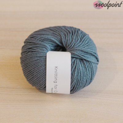 Heavy Merino od Knitting for Olive vlna na pletení Barva: Dusty Petroleum Blue