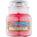 Svíčka Yankee Candle Garden by the Sea 104 g