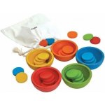 Plan Toys třídící kalíšky – Sleviste.cz
