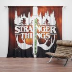 Sablio Závěs Stranger Things Glow: 2ks 140x250cm – Hledejceny.cz
