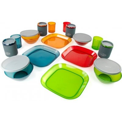 GSI Outdoors Infinity 4 Person Deluxe Tableset, Multicolor