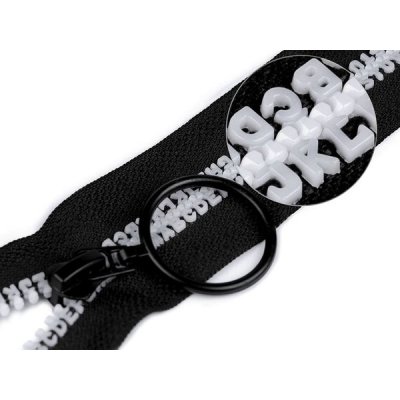 Kostěný zip šíře 5 mm délka 70 cm písmenka - černá – Zboží Mobilmania