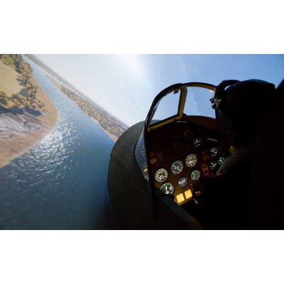 Letecký simulátor Spitfire 2 osoby 60 minut letu souboj – Zboží Mobilmania