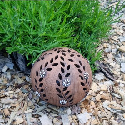 Keramická koule na svíčku s větvičkou a kytičkami 15 cm Motiv: tmavá – Hledejceny.cz