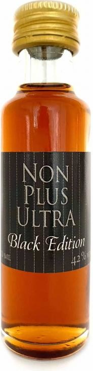 A.H. Riise Non Plus Ultra Black 42% 0,02 l (holá láhev)
