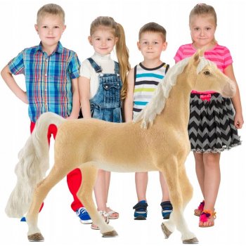 Schleich 13912 Horse Club American Saddlebred mare