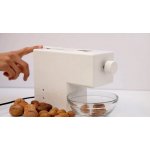 Elektrický louskáček na ořechy