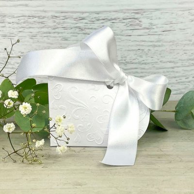 Krabička dárková na cukrovinky 7 x 4 cm - srdíčko ornament bílé - 4 KS – Zboží Dáma